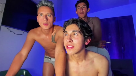 guy_twinks  30-08-2022
